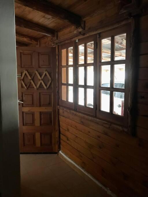 Pequena Casa De Troncos, Detras De Casa Principal No Trabajo Con Tarjeta De Credito Puerto Madryn Exterior photo