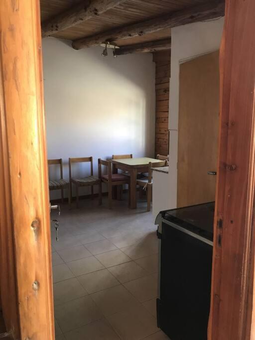 Pequena Casa De Troncos, Detras De Casa Principal No Trabajo Con Tarjeta De Credito Puerto Madryn Exterior photo