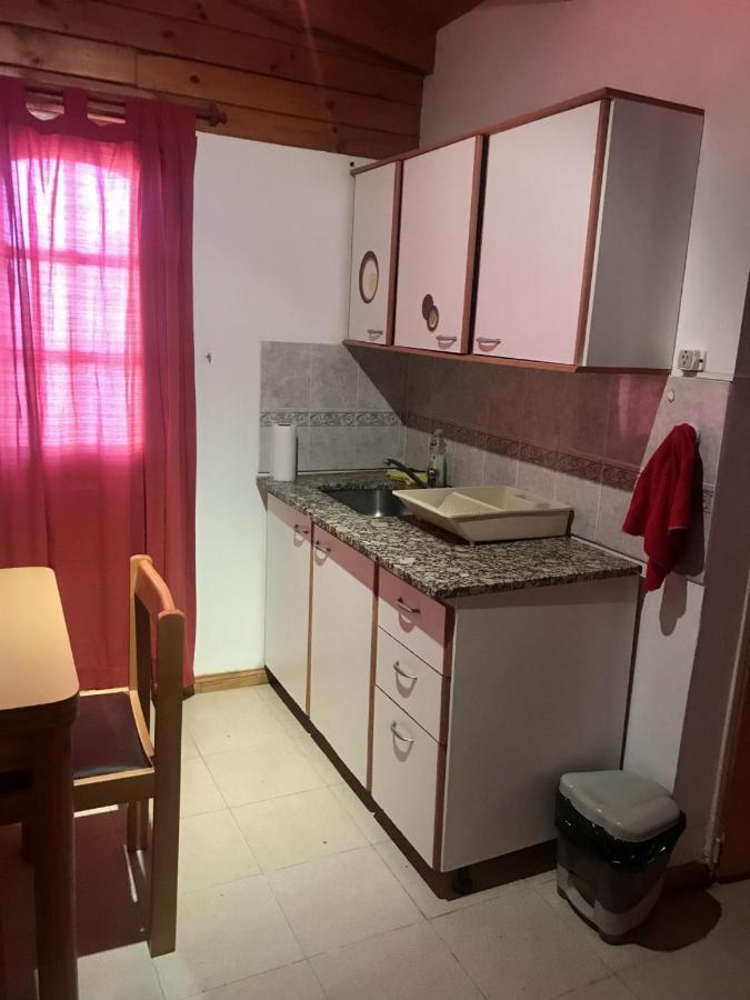 Pequena Casa De Troncos, Detras De Casa Principal No Trabajo Con Tarjeta De Credito Puerto Madryn Exterior photo