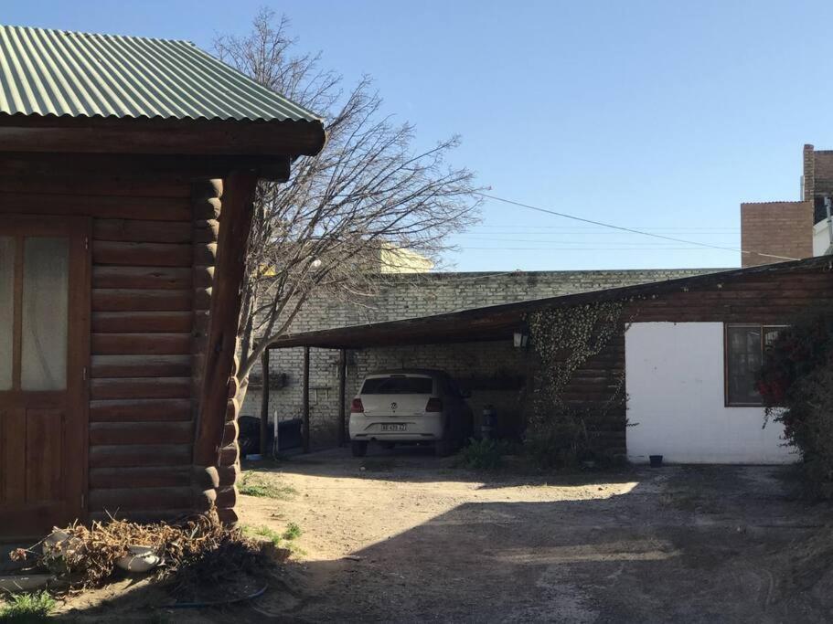 Pequena Casa De Troncos, Detras De Casa Principal No Trabajo Con Tarjeta De Credito Puerto Madryn Exterior photo